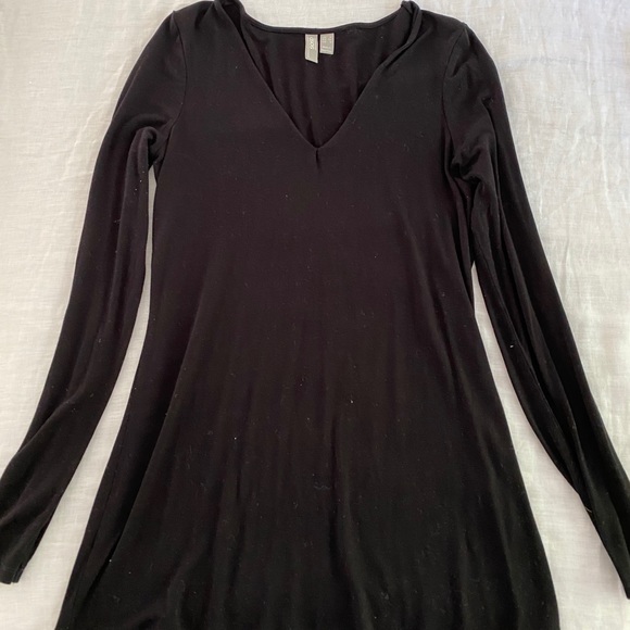 Maternity top essentials bundle! - Picture 7 of 8